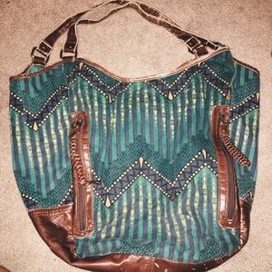 🌈 colorful distressed hippie aztec purse